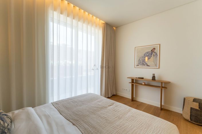 Image No.27-2 Bed Apartment for sale