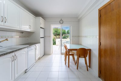 4854-693521-712851930b3075b7180938e680efb254b