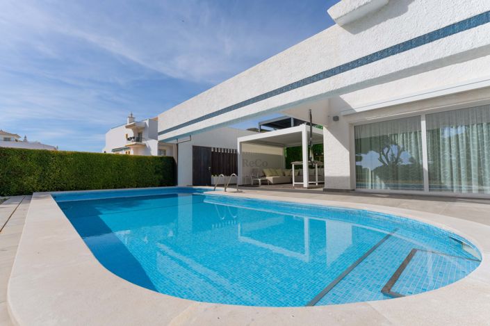 Image No.3-Villa de 5 chambres à vendre à Vilamoura