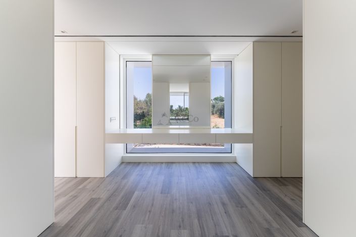 Image No.35-5 Bed Villa for sale