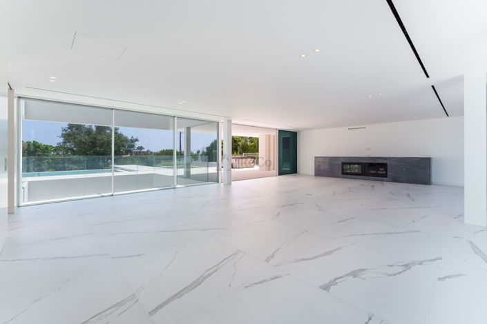 Image No.4-5 Bed Villa for sale