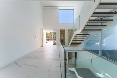 4854-693282-712851930b3075b7180938e680efb254b