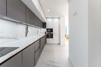 4854-693536-712851930b3075b7180938e680efb254b