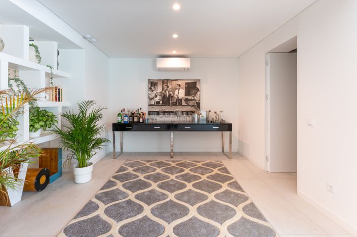 Image No.37-5 Bed Villa for sale