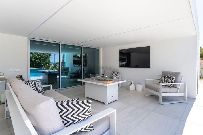 Image No.55-5 Bed Villa for sale