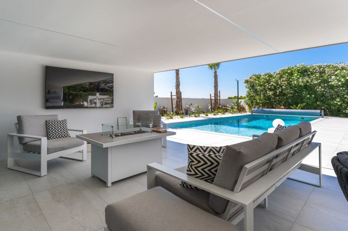 Image No.58-5 Bed Villa for sale