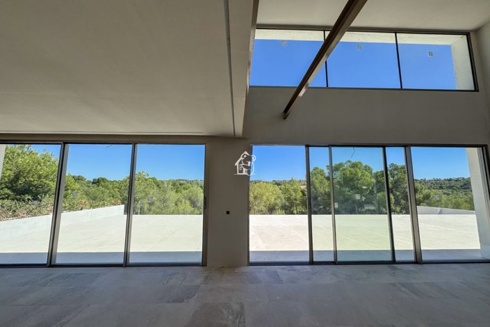 Image No.21-5 Bed Villa for sale