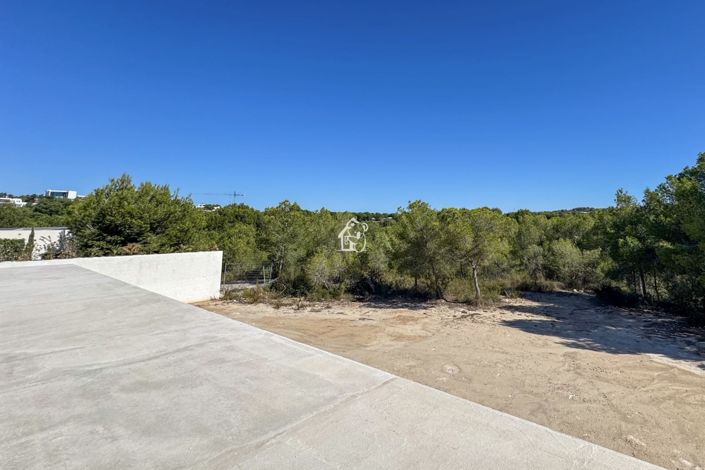 Image No.71-5 Bed Villa for sale