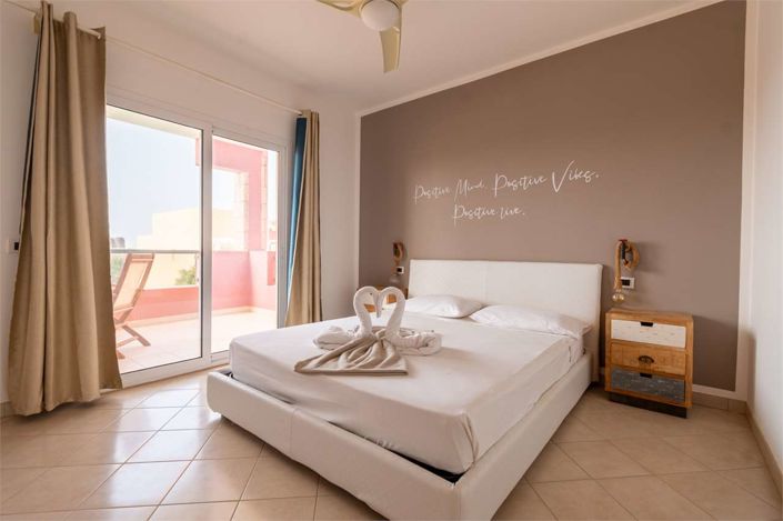 Image No.8-1 Bed Property for sale