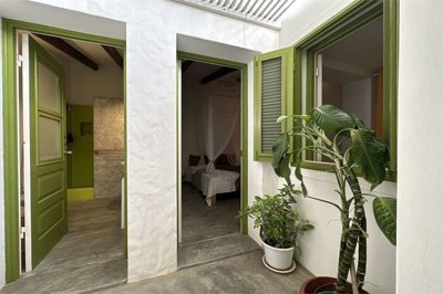 imm344-20250214124012-1280-