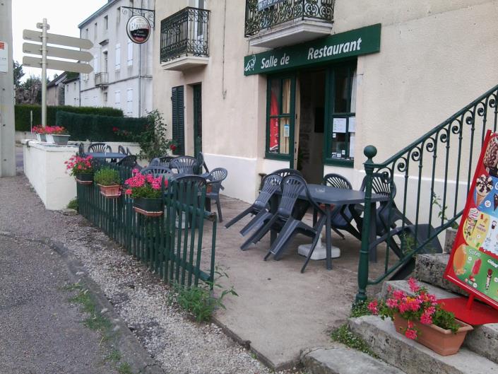 Image No.3-8 Bed Commercial for sale