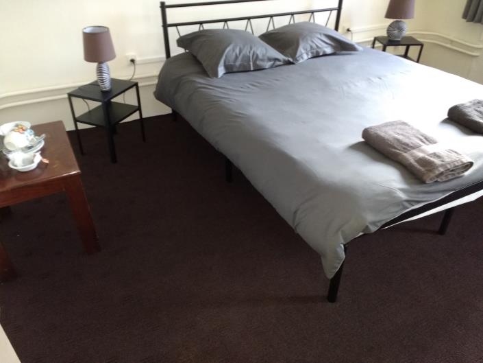 Image No.6-8 Bed Commercial for sale