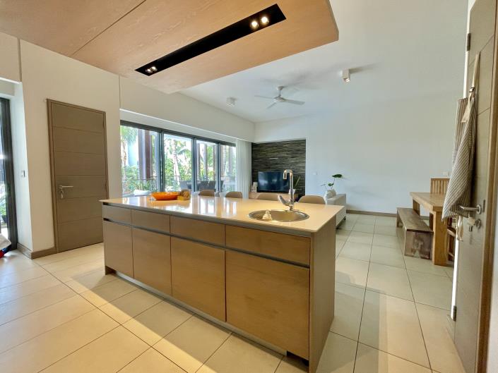 Image No.3-3 Bed Apartment for sale