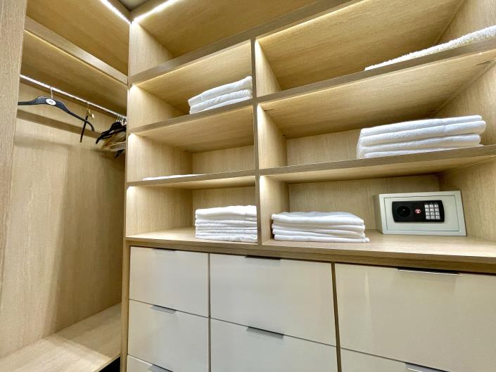 Image No.9-4 Bed Villa for sale