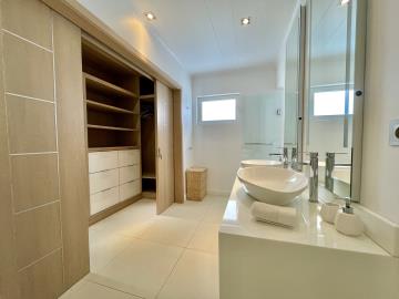 10---643_de5b96e15f8c4fa2892bd717269b9fdb