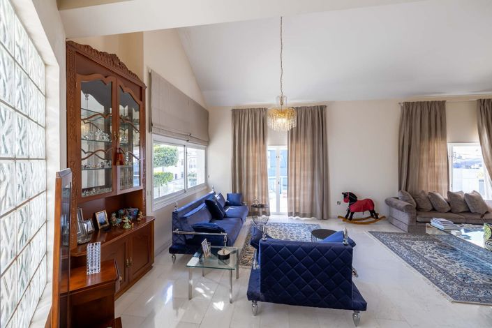 Image No.11-Maison de 6 chambres à vendre à Kapsalos