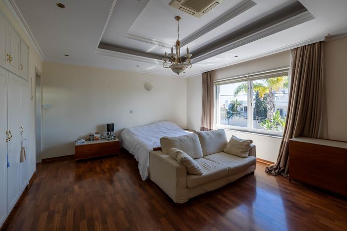 Image No.19-Maison de 6 chambres à vendre à Kapsalos