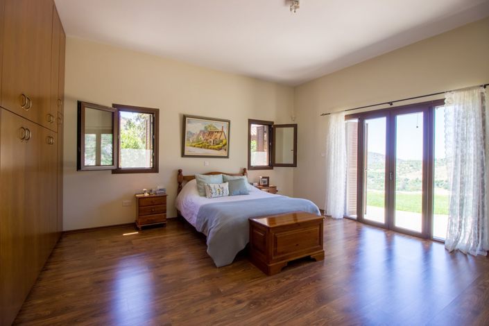 Image No.18-Villa de 4 chambres à vendre à Episkopi