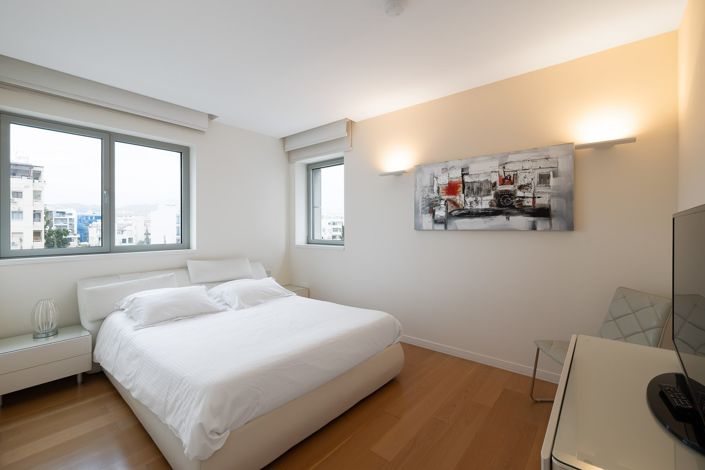 Image No.10-2 Bed Apartment for sale