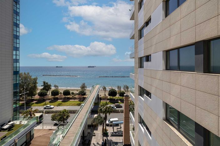 Image No.19-2 Bed Apartment for sale