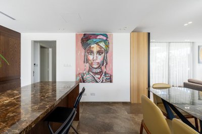 ea6fcae7-fb73-4a74-8128-1a58d283a405