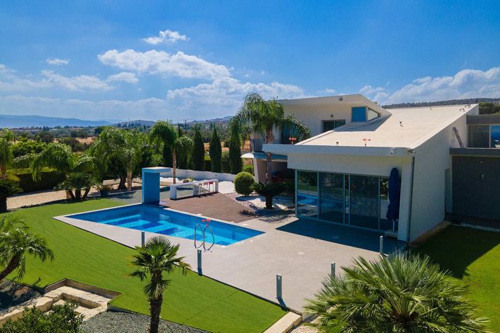 Image No.26-3 Bed House for sale