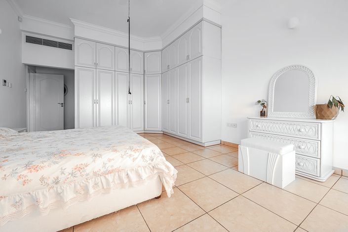 Image No.23-5 Bed Villa for sale