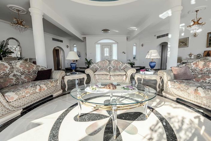 Image No.3-5 Bed Villa for sale