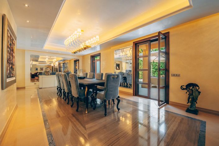 Image No.8-6 Bed Villa for sale