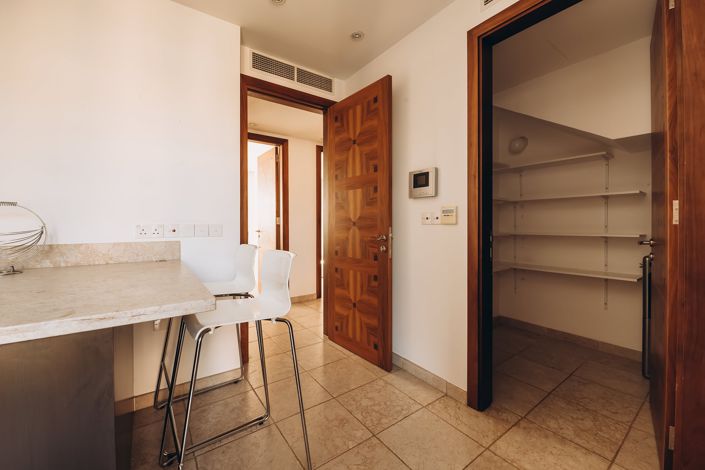 Image No.22-3 Bed Apartment for sale