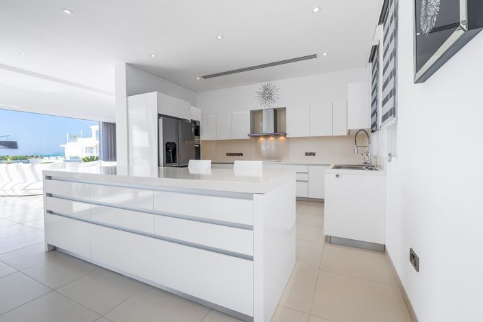 Image No.13-Villa de 4 chambres à vendre à Peyia