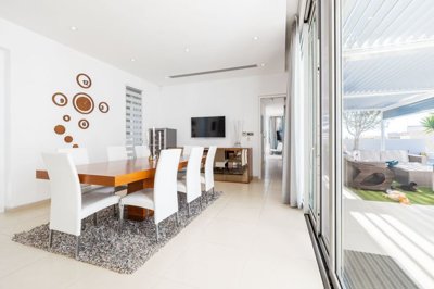 7b098784-0a43-49da-b47c-0b89aaa87ce3