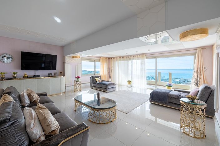 Image No.2-6 Bed Villa for sale