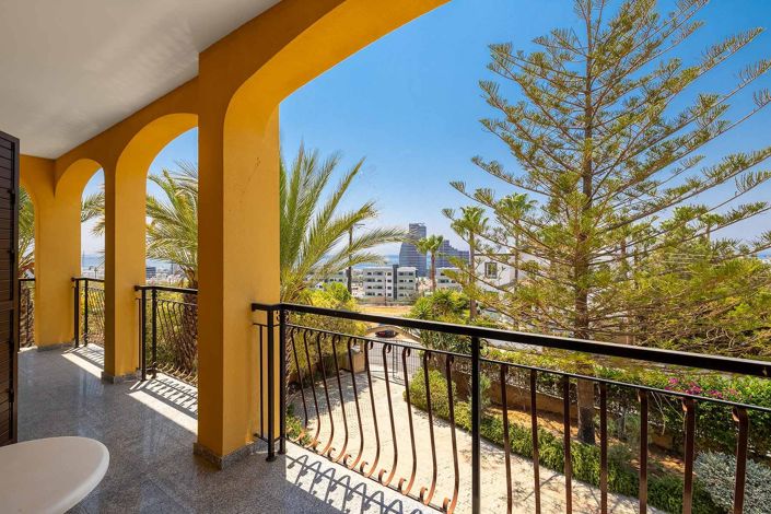 Image No.11-Maison de 4 chambres à vendre à Germasogeia