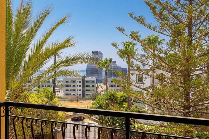 Image No.12-Maison de 4 chambres à vendre à Germasogeia