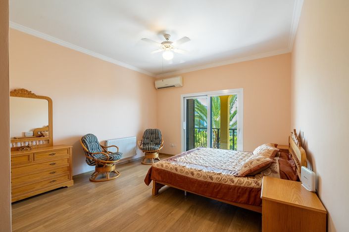 Image No.13-Maison de 4 chambres à vendre à Germasogeia