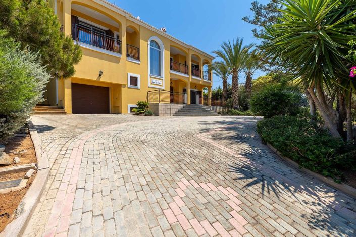 Image No.30-Maison de 4 chambres à vendre à Germasogeia