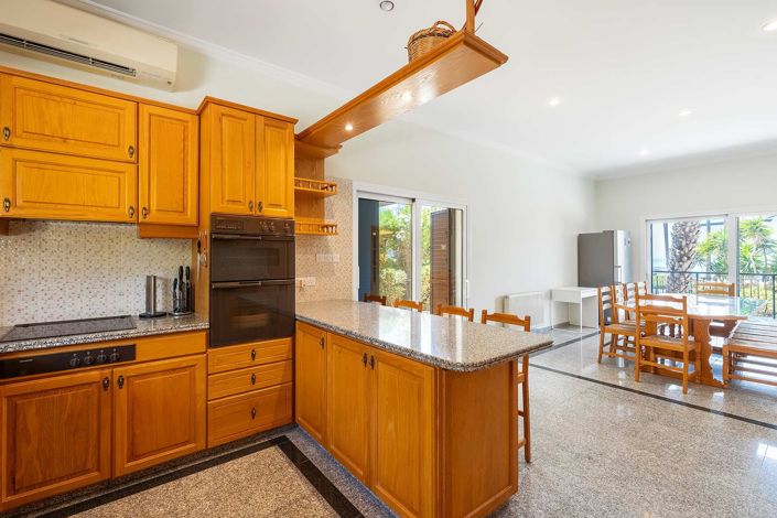 Image No.6-Maison de 4 chambres à vendre à Germasogeia