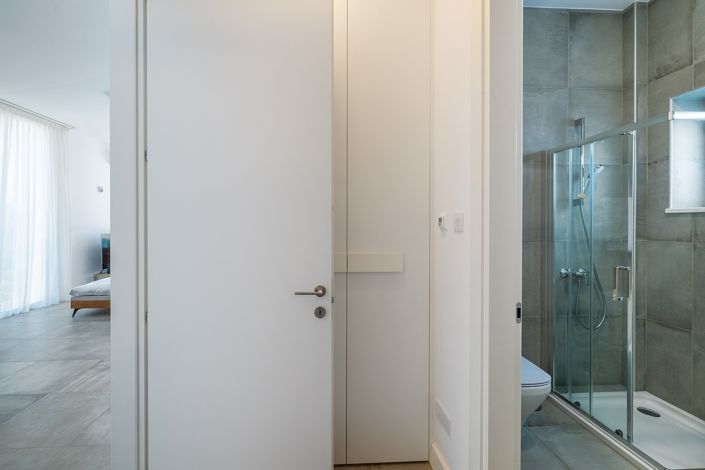 Image No.10-4 Bed Villa for sale