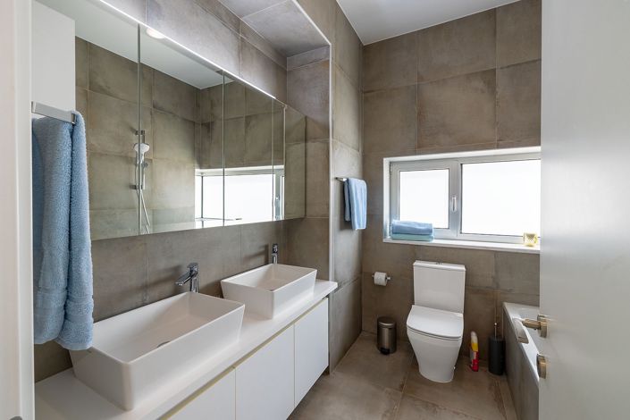 Image No.11-4 Bed Villa for sale