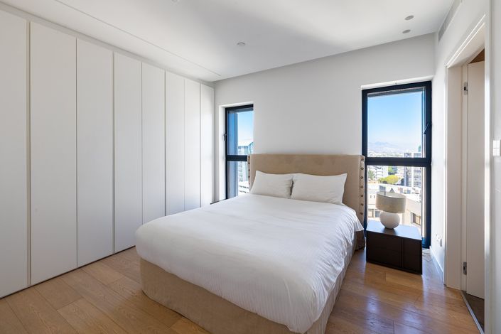 Image No.18-2 Bed Apartment for sale