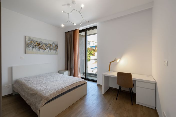 Image No.17-3 Bed House for sale