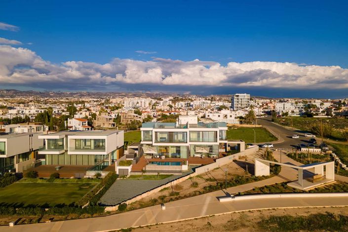 Image No.27-3 Bed House for sale