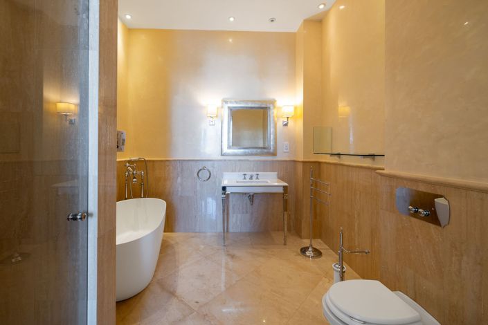 Image No.17-3 Bed Penthouse for sale