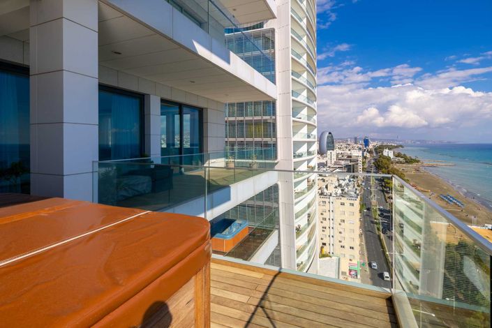 Image No.27-3 Bed Penthouse for sale