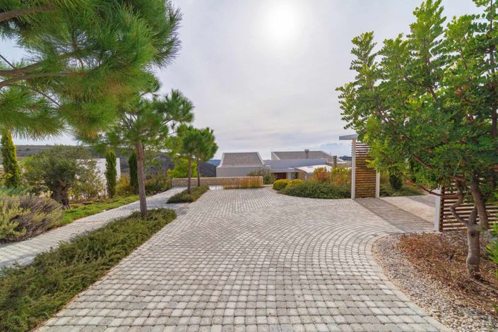 Image No.4-Villa de 4 chambres à vendre à Tsada