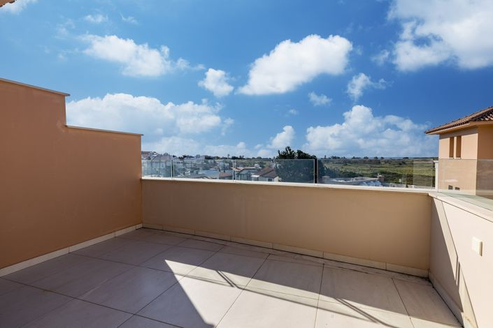 Image No.9-Appartement de 2 chambres à vendre à Kato Paphos