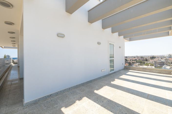 Image No.22-3 Bed Penthouse for sale