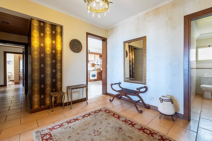 Image No.12-Appartement de 4 chambres à vendre à Limassol