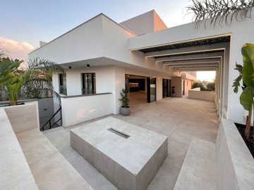 429a0fdd-754f-4d2a-afc8-2764bfa2fe25